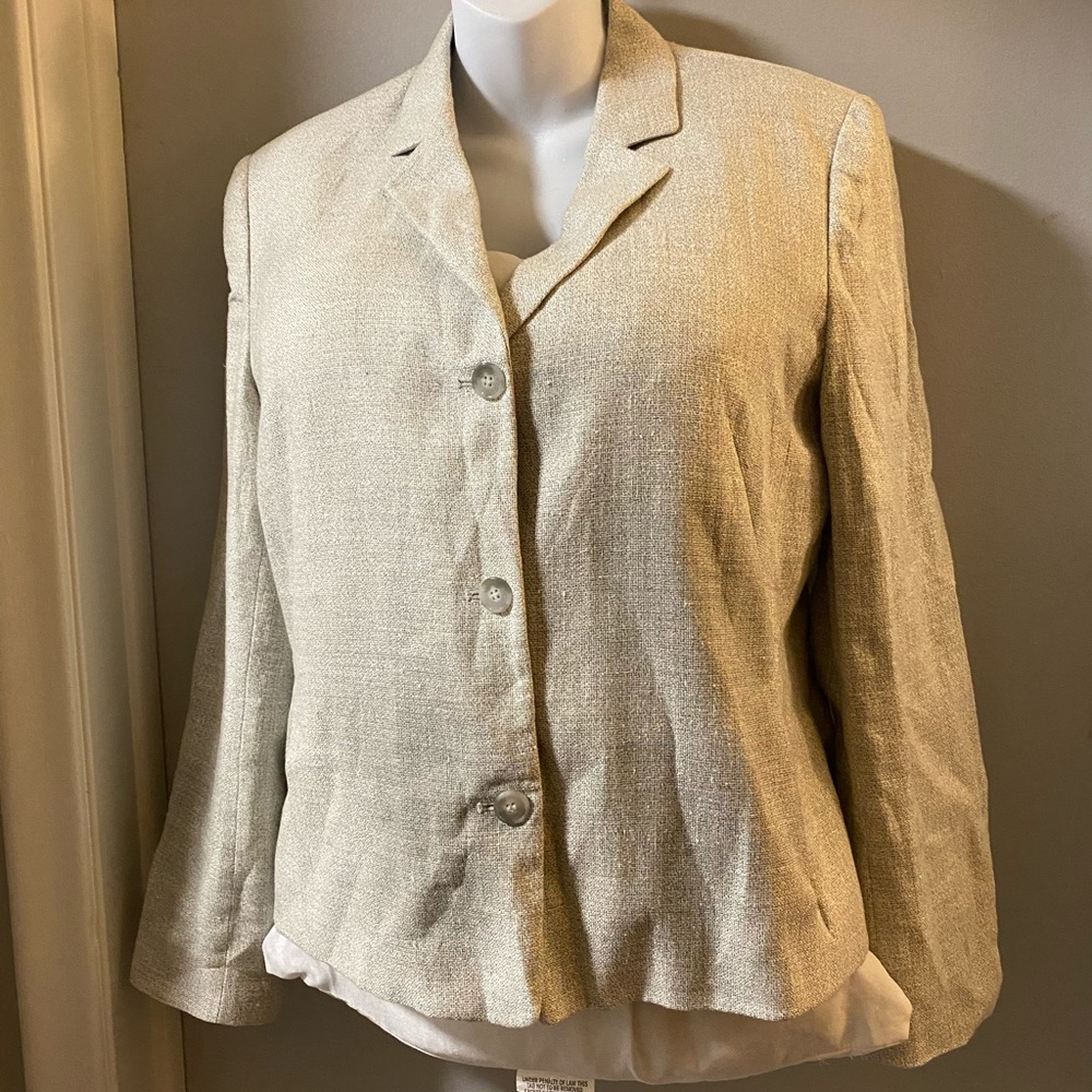 NWOT light beige Jones NY blazer size 14